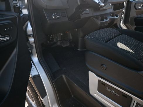 Used 2026 Mercedes-Benz Sprinter 2500 image 7