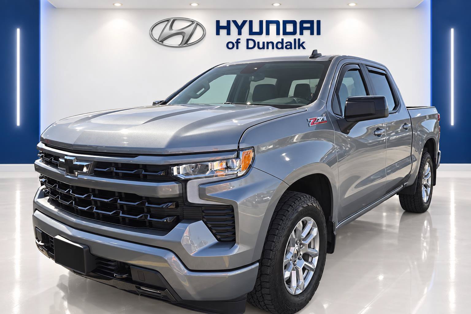 Used 2024 Chevrolet Silverado 1500 RST w/ Z71 Off-Road Package AWD/4WD image 1