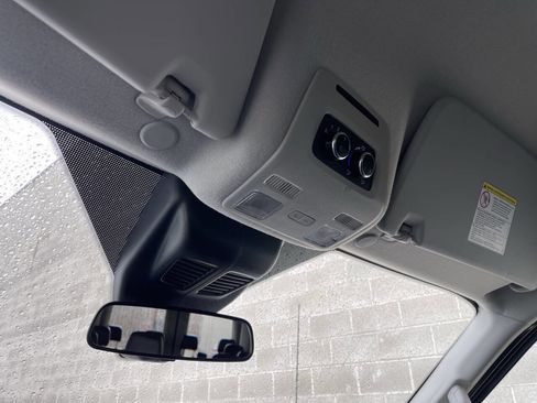 Used 2023 Ford Transit 350 XLT image 16