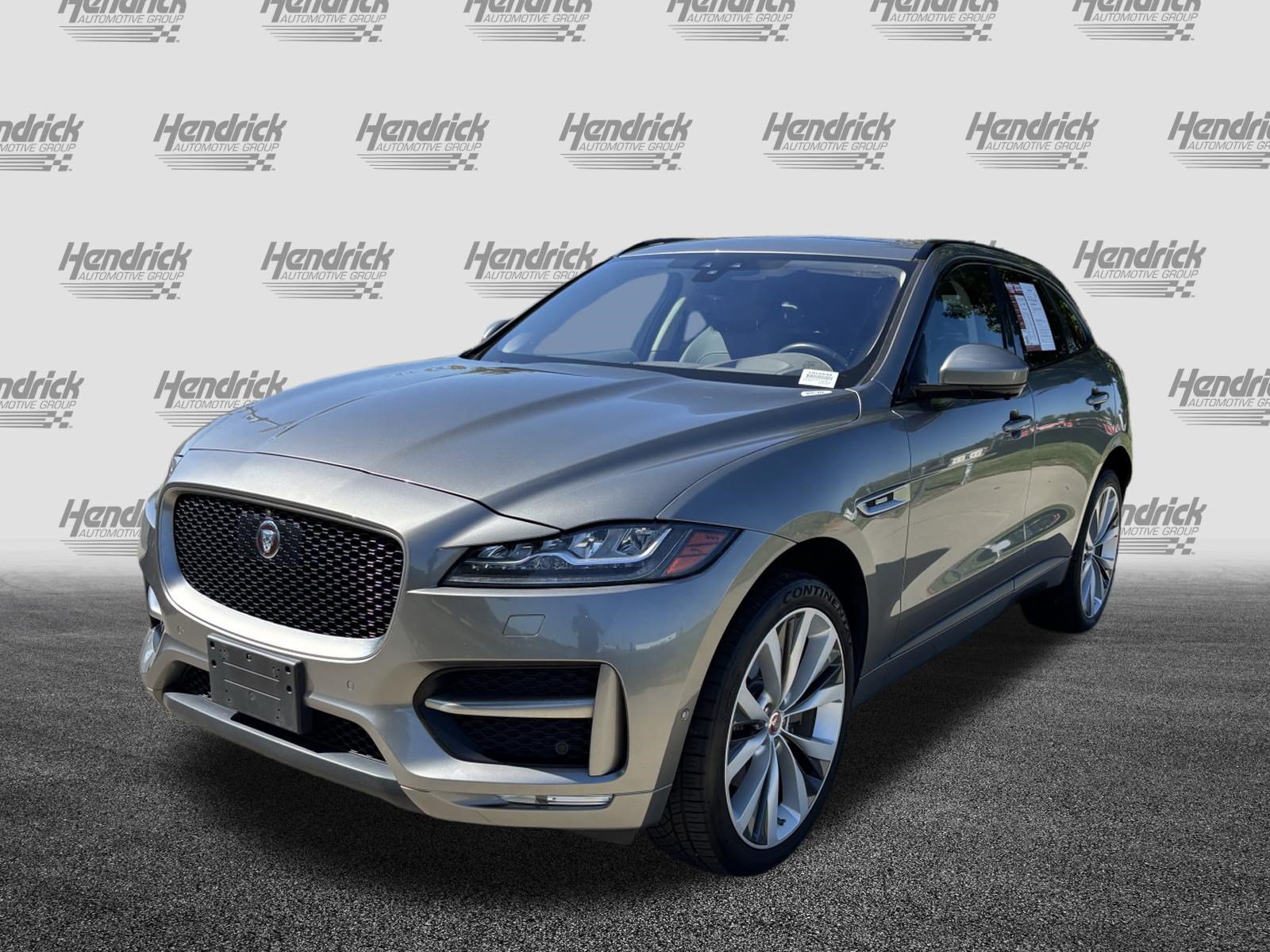 Used 2019 Jaguar F-PACE R-Sport AWD/4WD image 5