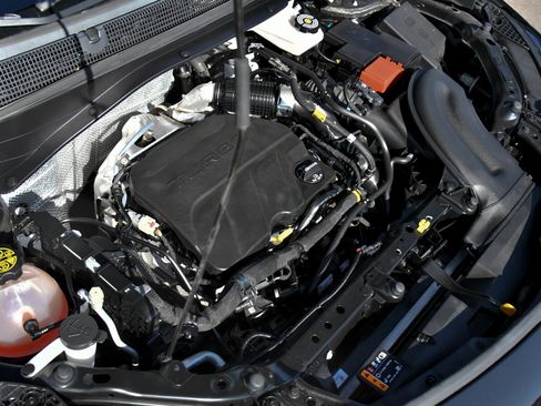 Used 2023 Buick Encore GX Select w/ Sport Touring Package image 42