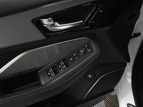 Used 2023 Acura MDX A-Spec image 8