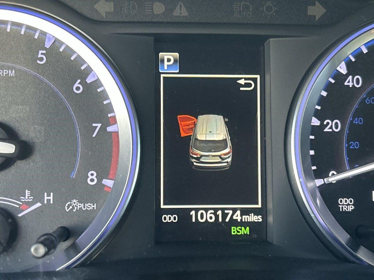 Used 2018 Toyota Highlander XLE FWD image 29