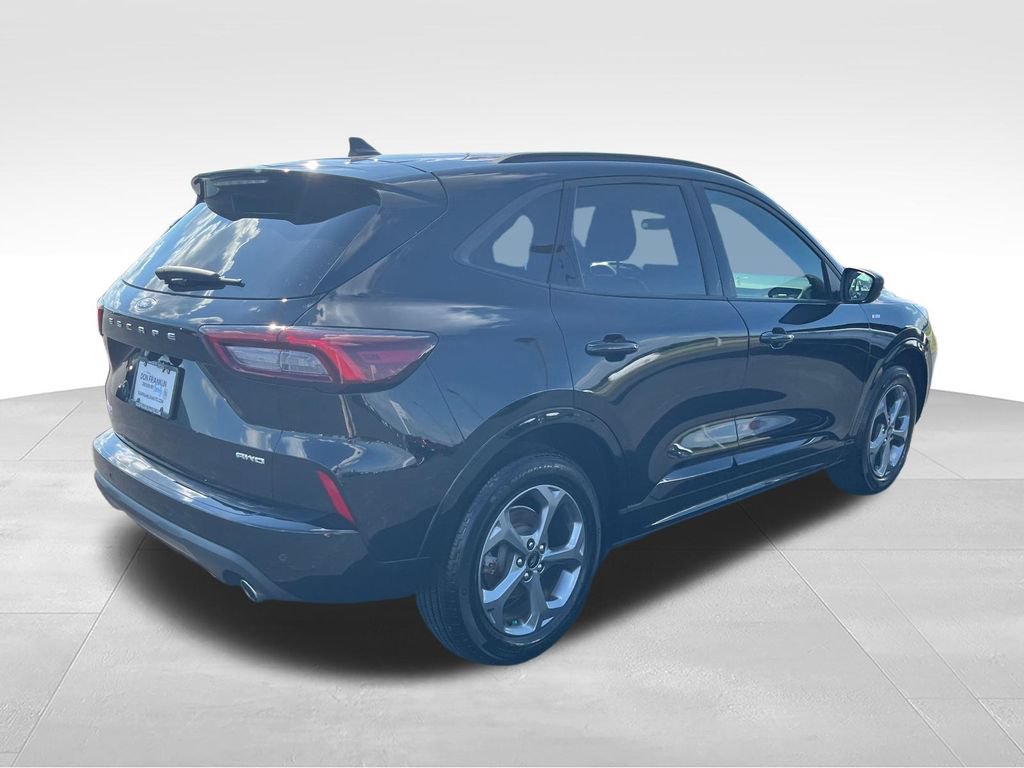 Used 2024 Ford Escape ST-Line w/ Tech Pack #1 AWD/4WD image 5