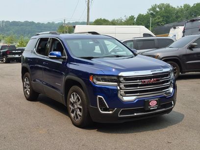 Used 2023 GMC Acadia SLT w/ Preferred Package