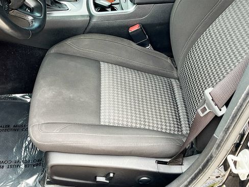 Used 2023 Dodge Charger SXT w/ Cold Weather Package RWD image 19