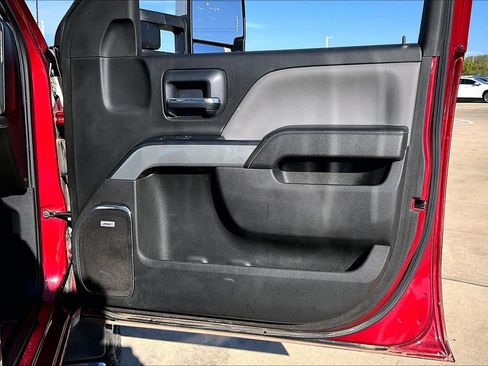 Used 2018 Chevrolet Silverado 2500 LTZ w/ Duramax Plus Package image 20