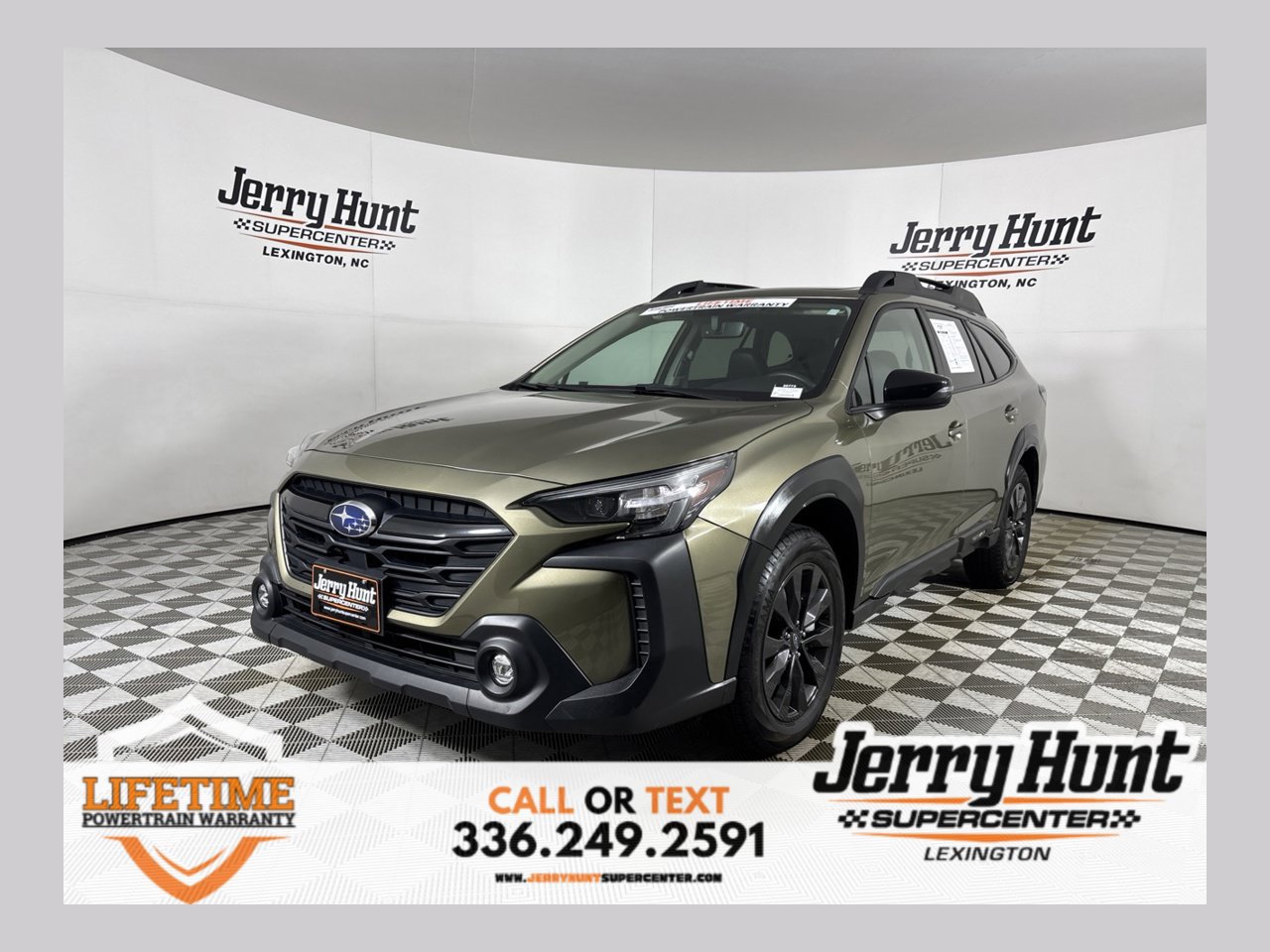 Used 2025 Subaru Outback Onyx Edition AWD/4WD image 1