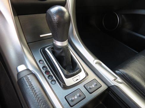 Used 2011 Acura TL w/ Technology Package FWD image 22