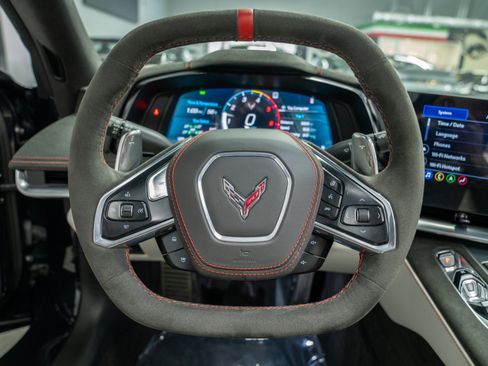 Used 2023 Chevrolet Corvette Stingray Premium Cpe w/ Z51 Performance Package RWD image 14