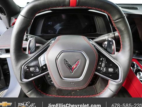 Used 2025 Chevrolet Corvette Z06 RWD image 9