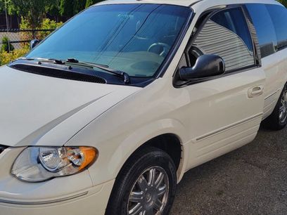 Used 2006 Chrysler Town & Country Limited