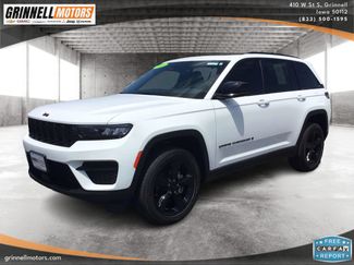 Used 2023 Jeep Grand Cherokee Altitude AWD/4WD video 1
