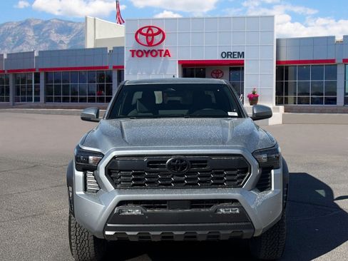 New 2026 Toyota Tacoma TRD Off-Road w/ TRD Off Road Upgrade Package AWD/4WD image 2