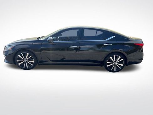 Used 2020 Nissan Altima 2.0 Platinum image 8