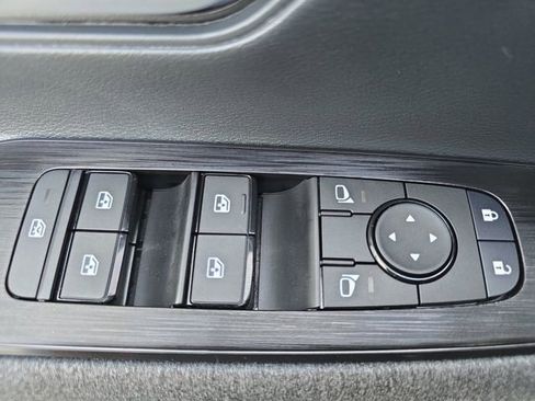 New 2026 Nissan Kicks SV image 28