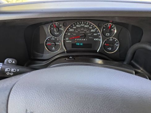 New 2025 Chevrolet Express 3500 w/ Power Convenience Package RWD image 13