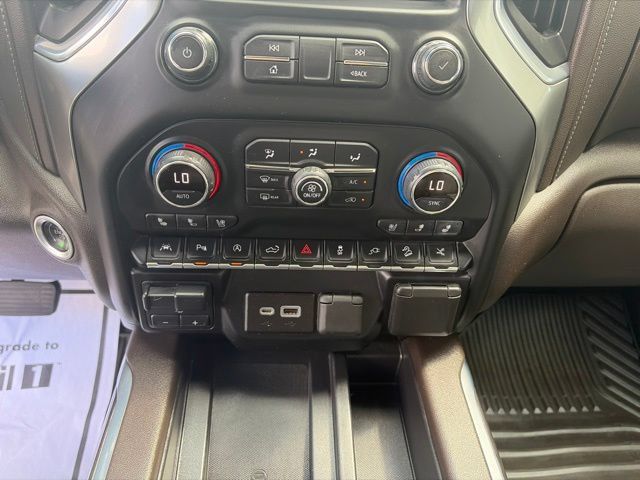 Used 2020 Chevrolet Silverado 1500 LTZ w/ LTZ Plus Package AWD/4WD image 13