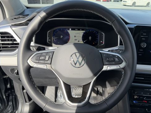New 2026 Volkswagen Taos SEL AWD/4WD image 19