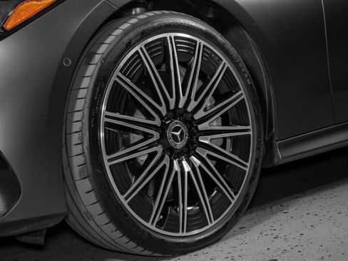 Used 2025 Mercedes-Benz CLE 450 4MATIC Cabriolet image 34