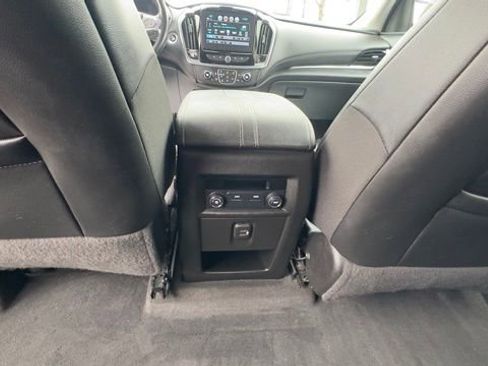 Used 2019 Chevrolet Traverse LT image 23