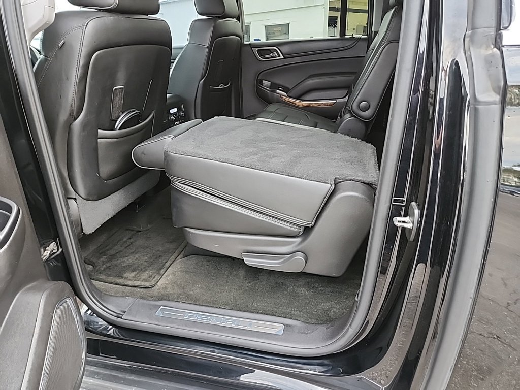 Used 2016 GMC Yukon XL Denali w/ Open Road Package AWD/4WD image 33