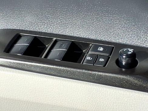 Certified 2023 Toyota Camry SE image 14