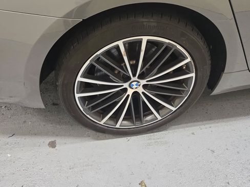 Used 2021 BMW 540i xDrive w/ Premium Package AWD/4WD image 9