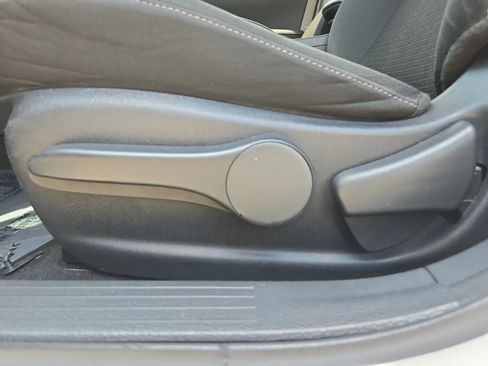 Used 2019 Nissan Sentra S FWD image 18