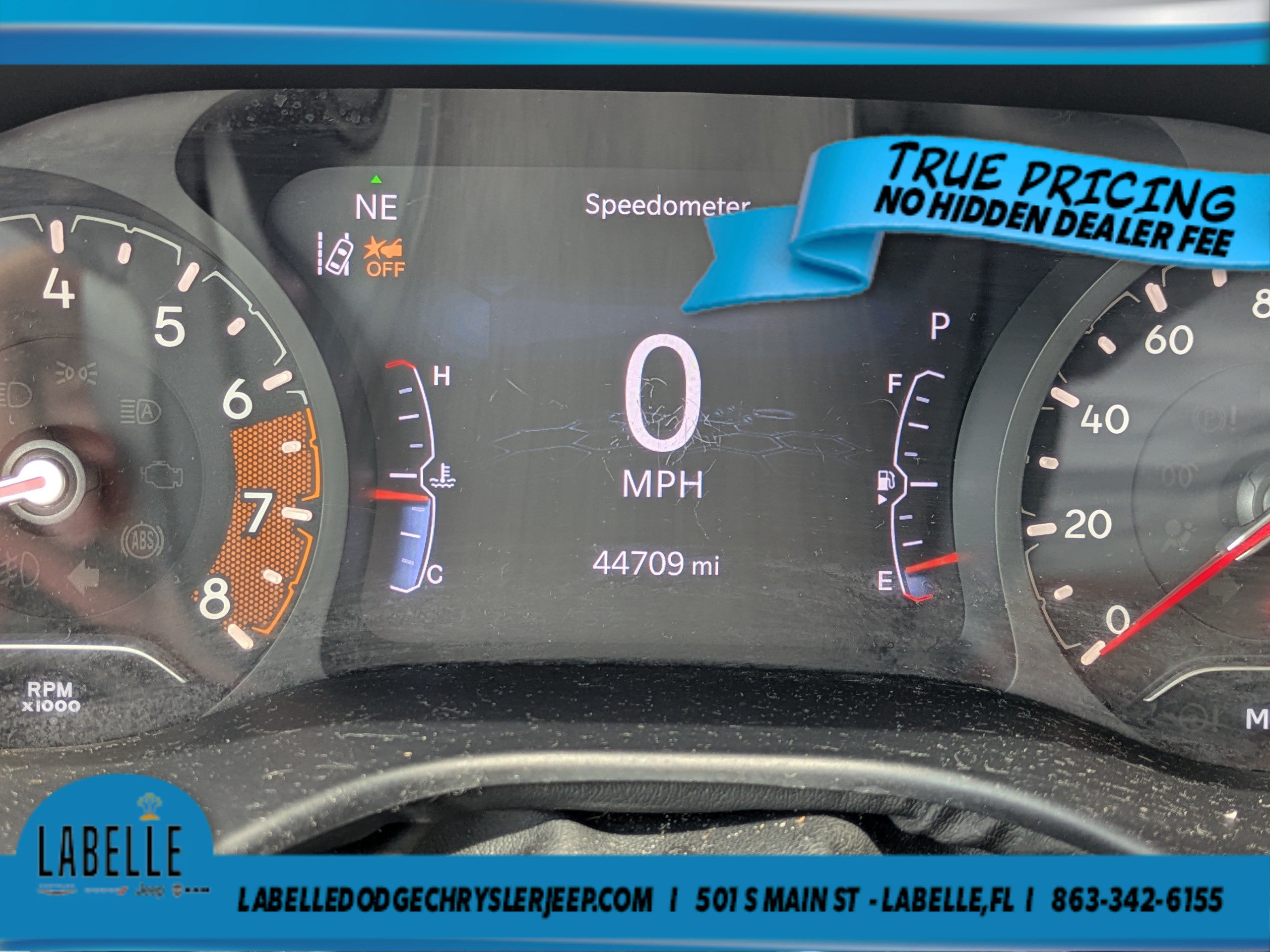 Used 2023 Jeep Compass Latitude AWD/4WD image 24