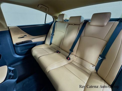 Certified 2024 Lexus ES 350 w/ Premium Package image 26