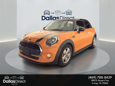 Used 2017 MINI Cooper 4-Door Hardtop image 5