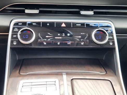 Used 2024 Genesis GV80 2.5T AWD/4WD image 17