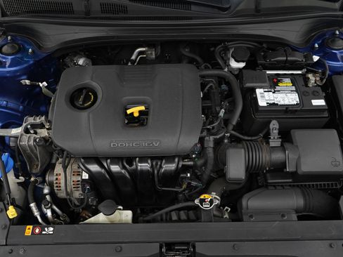 Used 2020 Kia Forte LXS FWD image 30