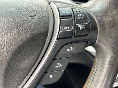 Used 2013 Acura ILX w/ Technology Package FWD image 21