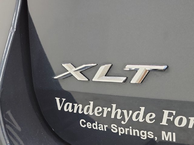 Certified 2024 Ford Explorer XLT w/ Equipment Group 202A AWD/4WD image 6