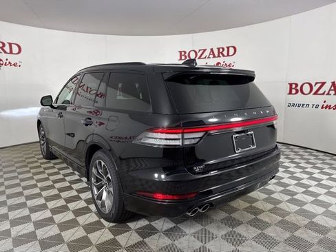 New 2025 Lincoln Aviator 2WD w/ Jet Appearance Package image 5