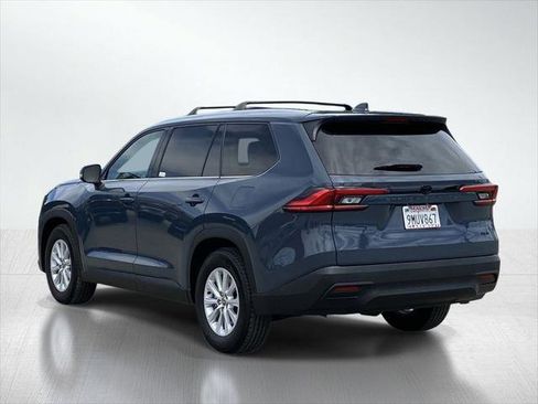 Certified 2024 Toyota Grand Highlander FWD image 4