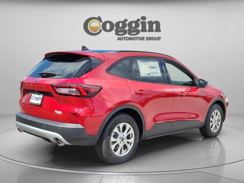 New 2026 Ford Escape Active w/ Cold Weather Package image 4
