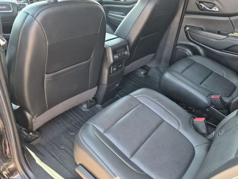 Used 2020 GMC Acadia SLT w/ Trailering Package AWD/4WD image 17