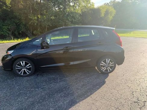 Used 2019 Honda Fit EX image 12