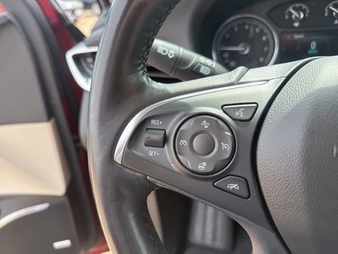 Used 2018 Buick Enclave Premium image 19