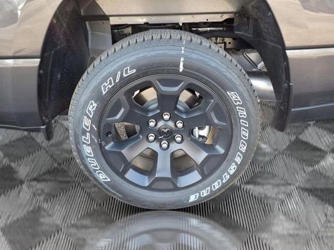New 2026 RAM 1500 Express AWD/4WD image 20