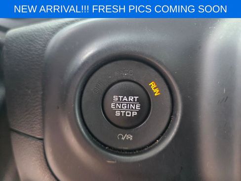 Used 2019 Jeep Wrangler Sport image 10