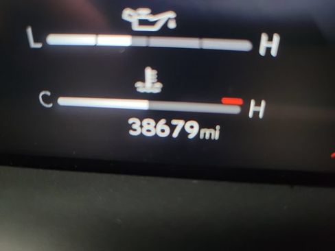 Used 2024 Lexus GX 550 w/ Accessory Package (31) AWD/4WD image 33