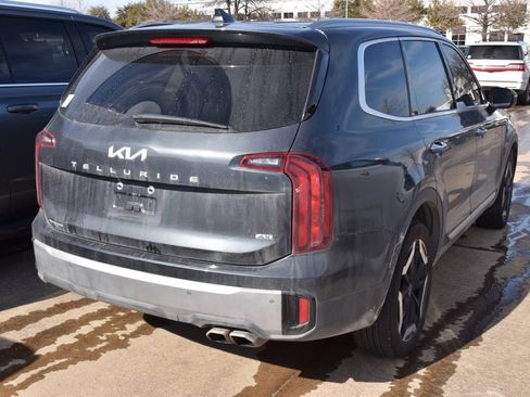Used 2023 Kia Telluride S image 7