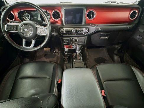 Used 2023 Jeep Gladiator Rubicon w/ Cold Weather Group AWD/4WD image 16