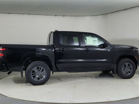 New 2026 Nissan Frontier SV w/ Tow Package image 7