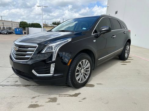 Used 2019 Cadillac XT5 Luxury FWD image 3