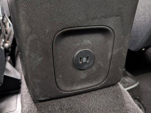 Used 2025 Ford Escape ST-Line AWD/4WD image 13